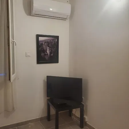 Quiet 2-bedroom